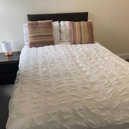 Lovely Room In Bristol 5 Екстериор снимка